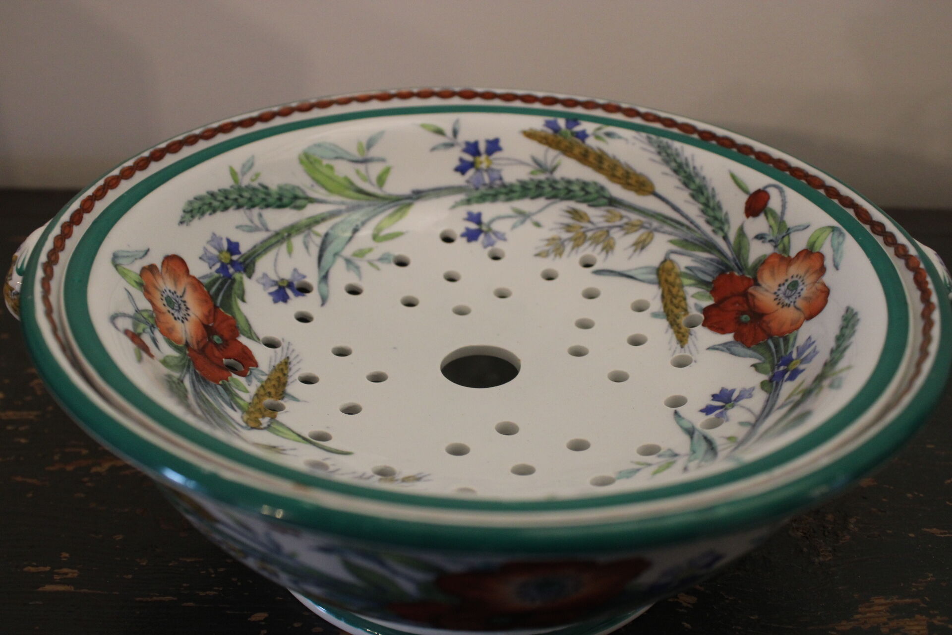 English earthenware strawberry drainer