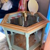 Pedestal table