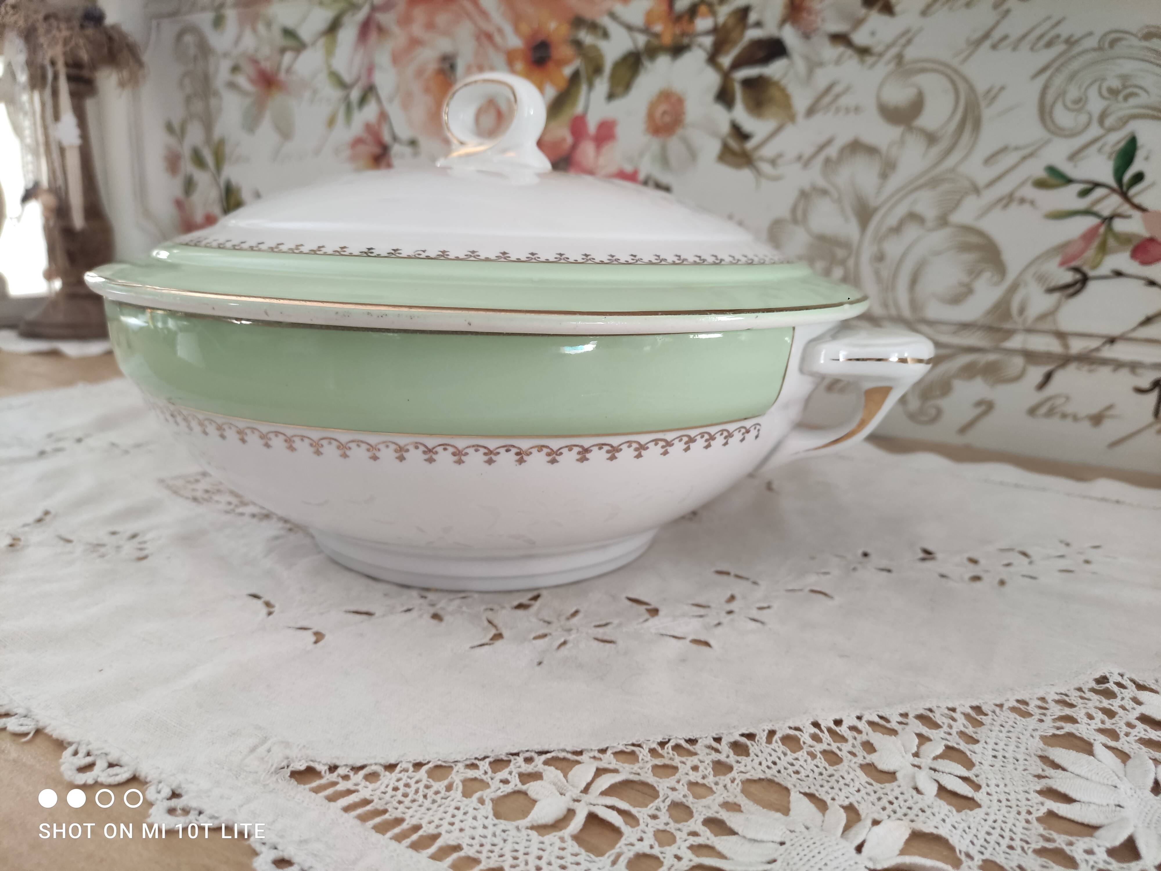 Soup tureen in water green with golden frieze, Cafés Lemaire.