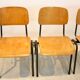 Banc d'école composé de 4 chaises empilables en contreplaqué industriel par Marko Holland