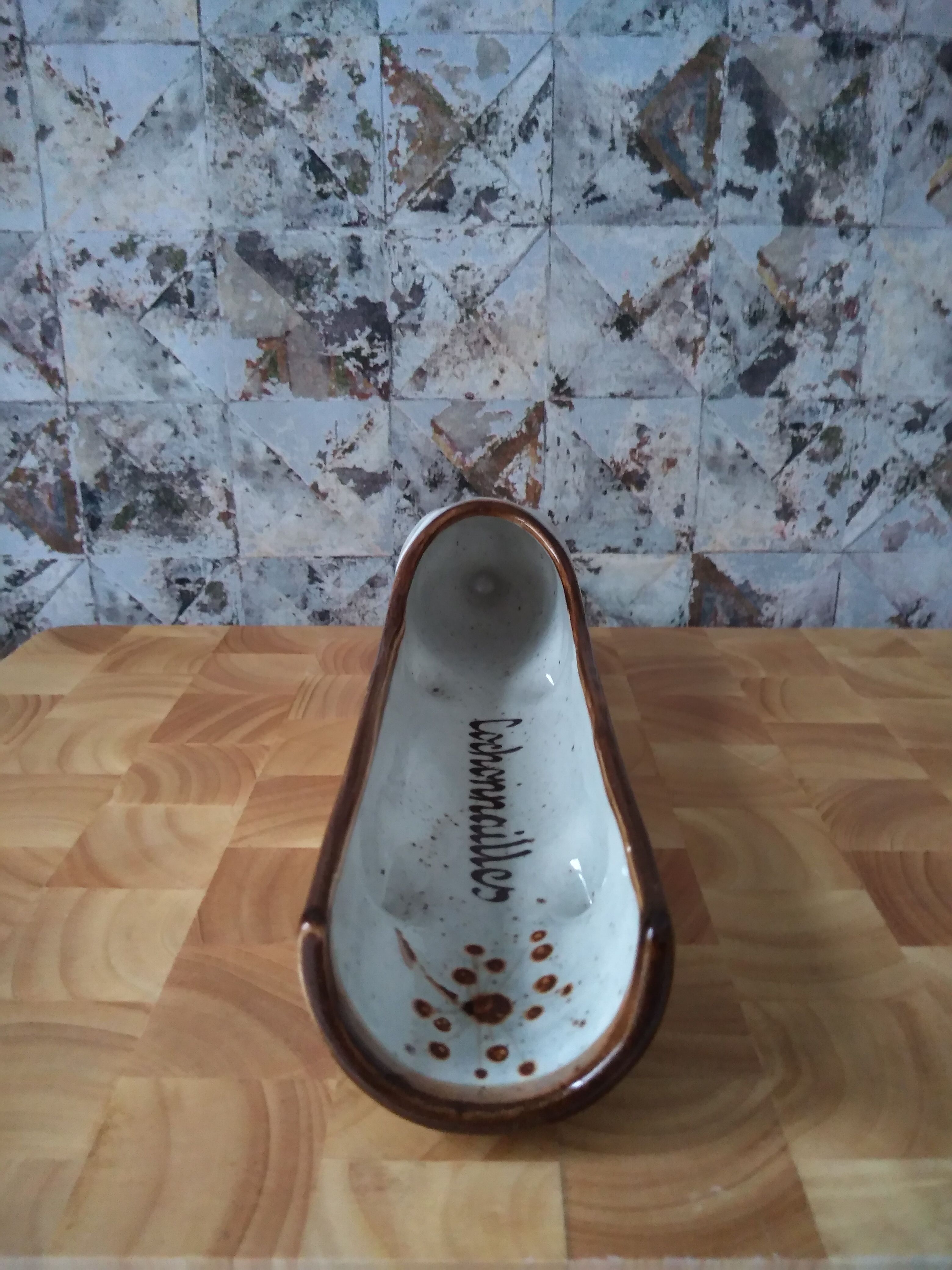 Pig sausage dish in beige and enamelled brown ceramic - aperitif - aperitif