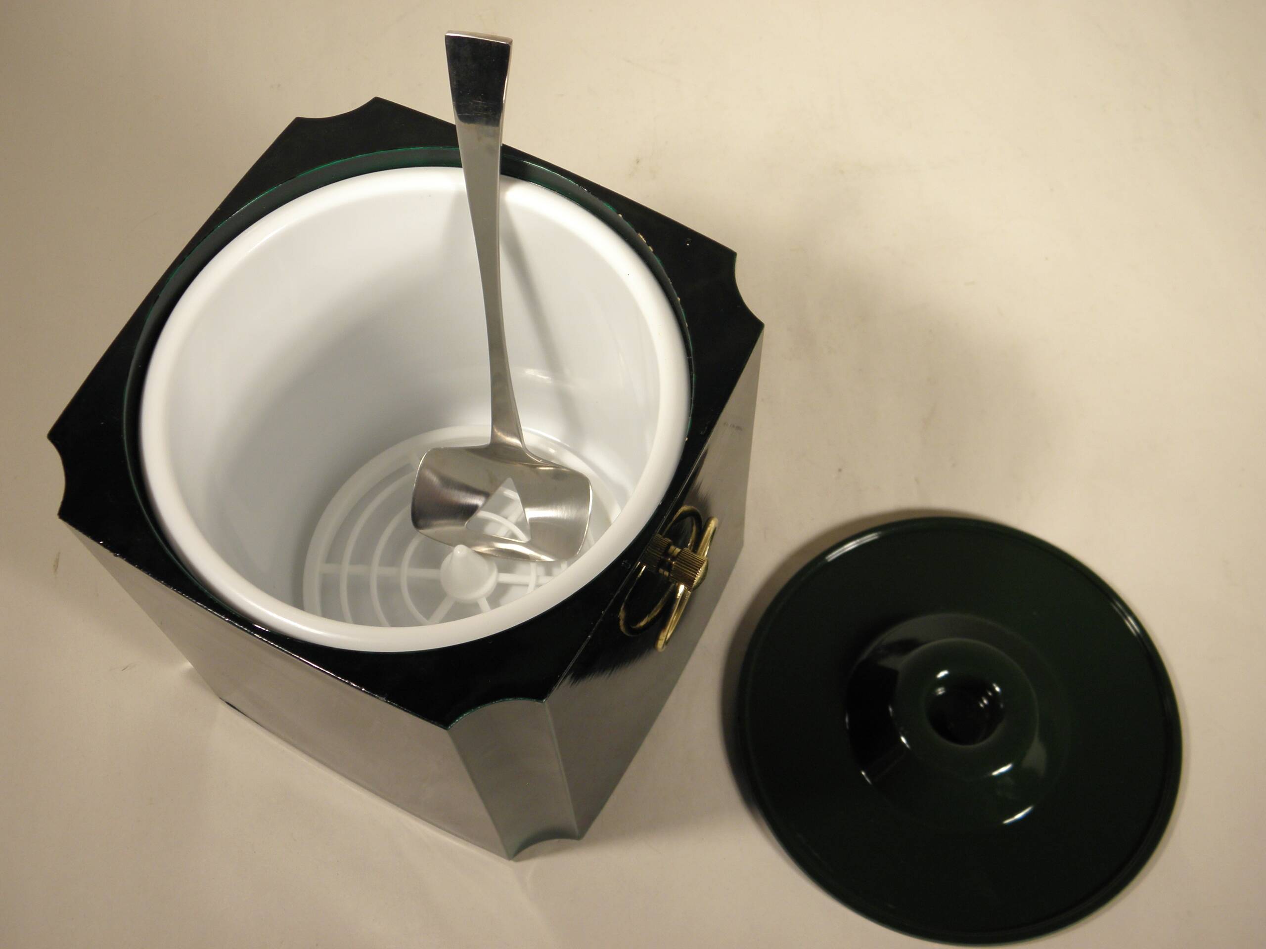 Cooler and ice bucket, Japan, 1980s