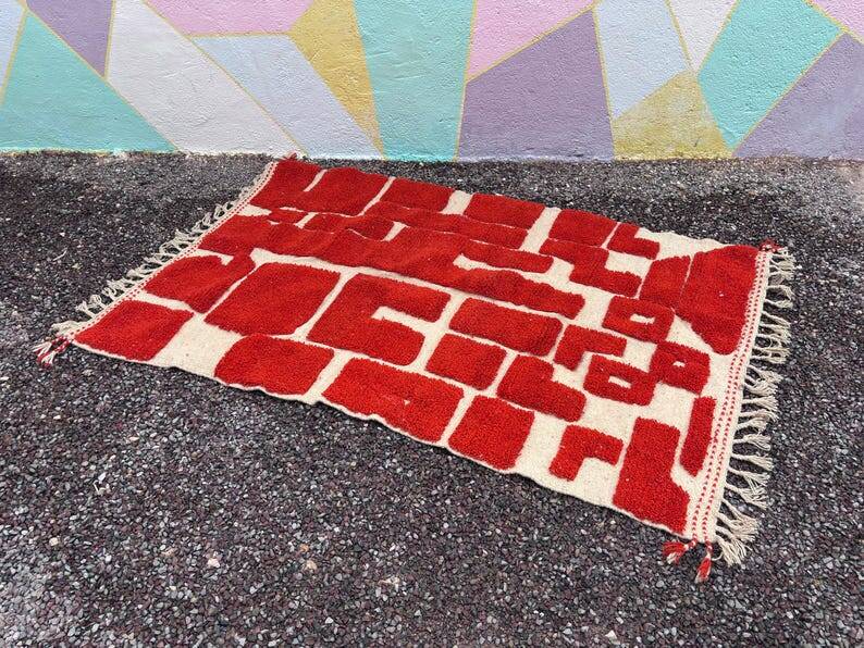 Red moroccan rug-Moroccan Boujaad Rug 150/250cm