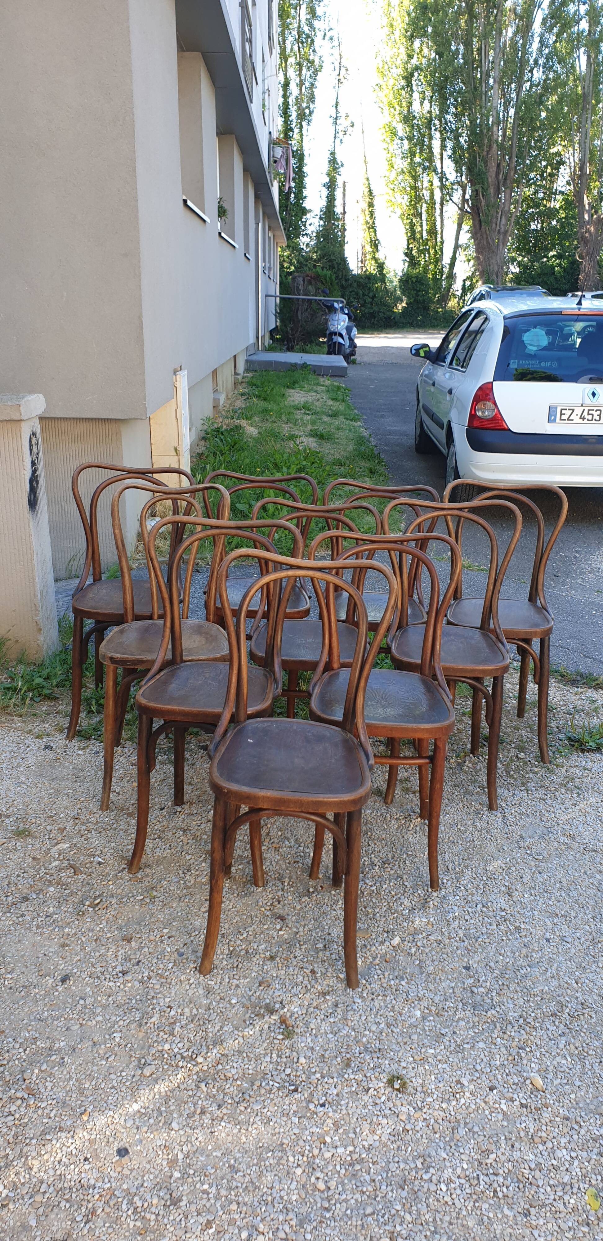 10 chaises Jacob & Joseph Kohn en bois courbé 1900