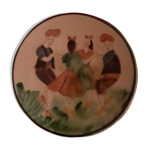 plat vernissé signé