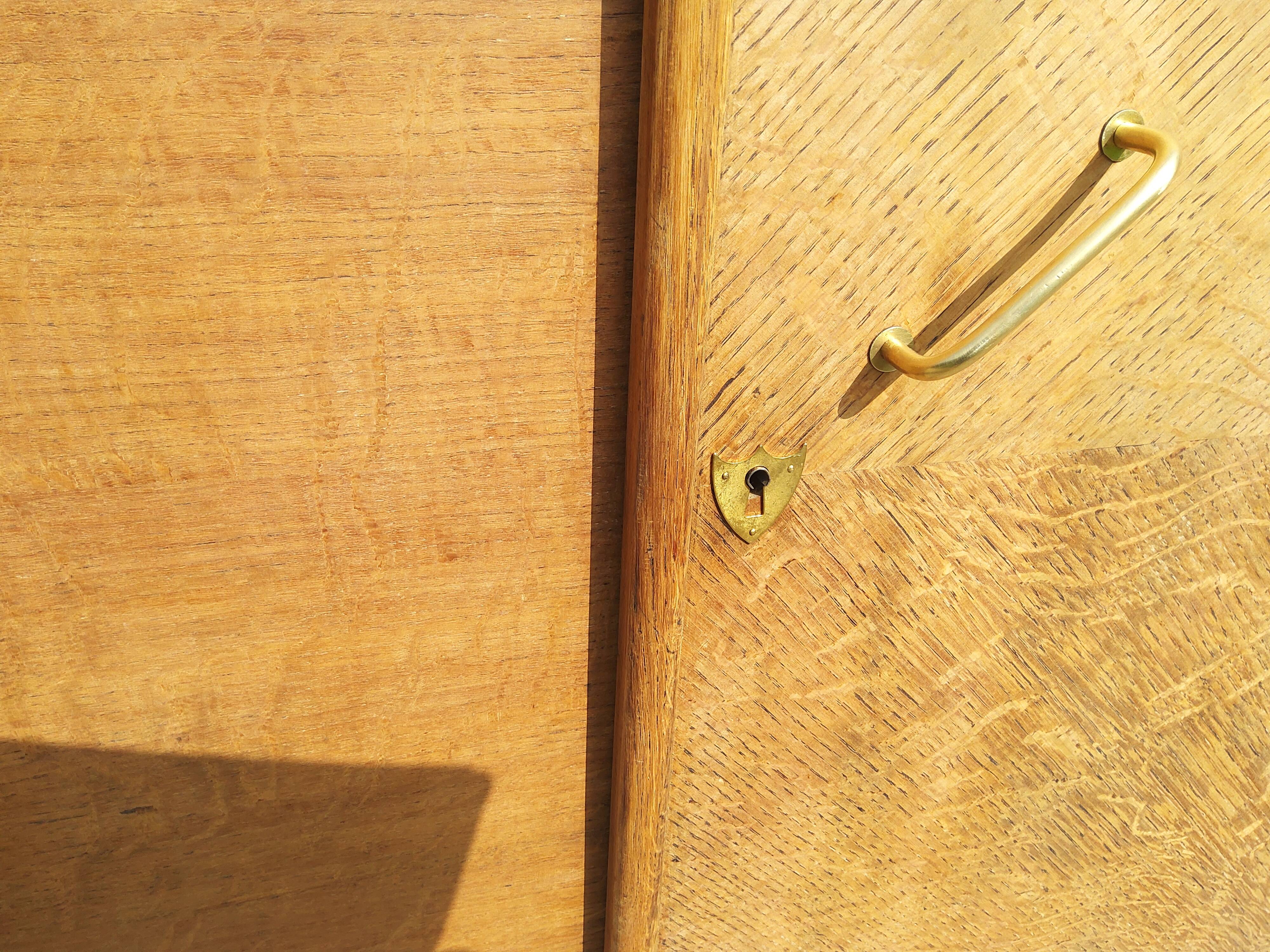 Sideboard