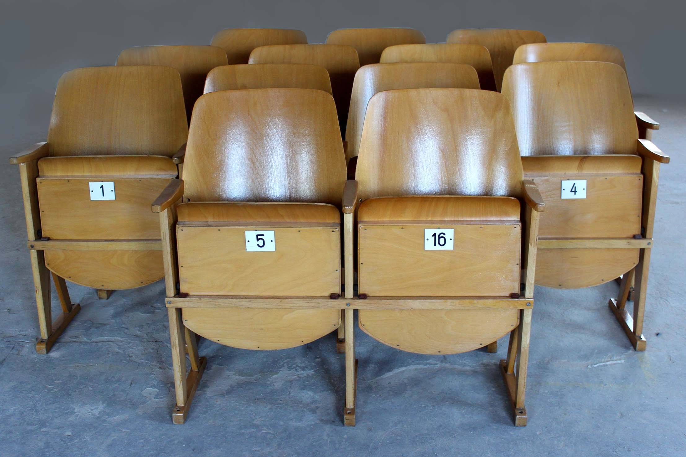 Chaises de cinéma vintage de Ton, années 1960, ensemble de 13