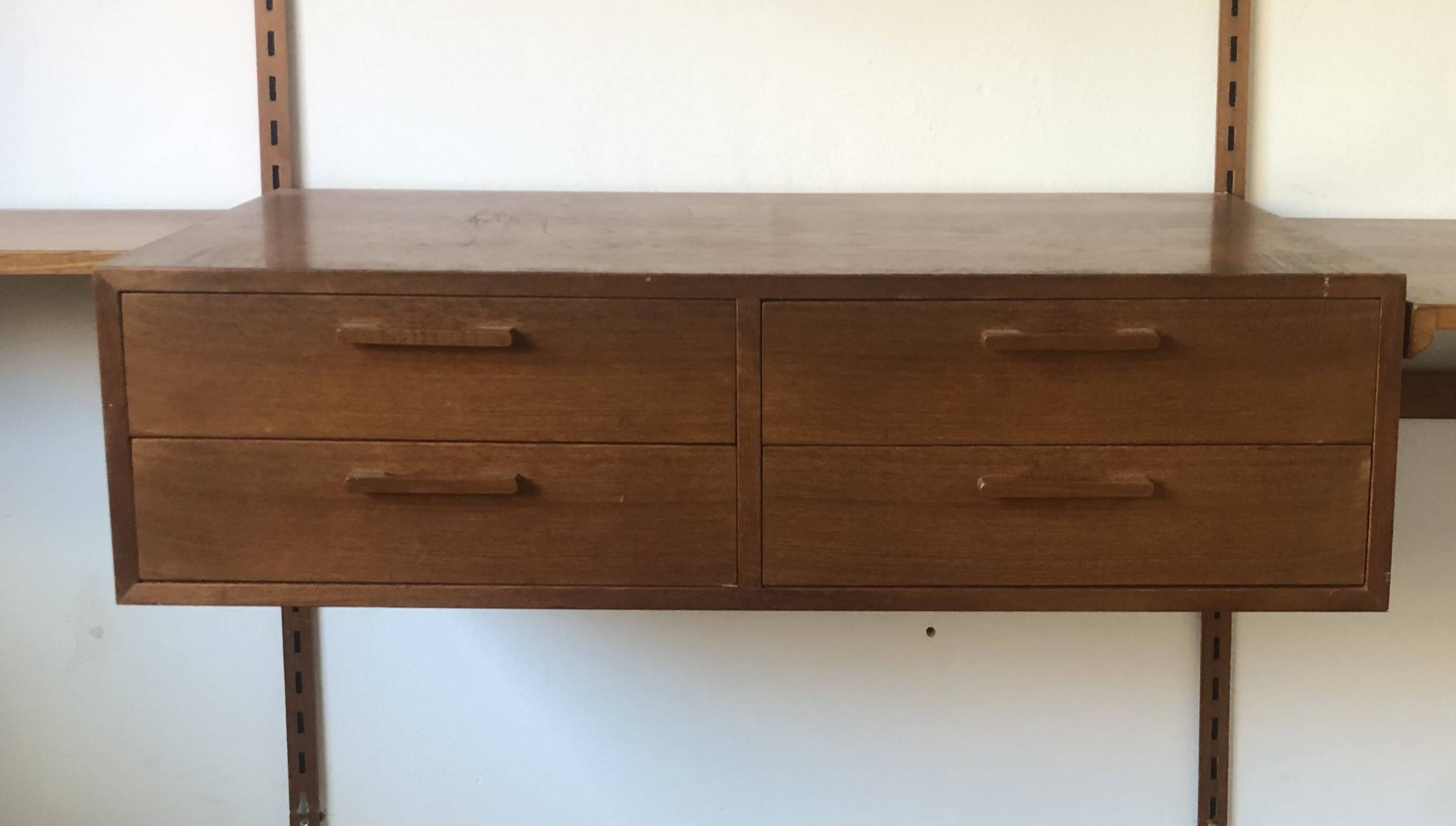 Kai Kristiansen teakhouten wandmeubel