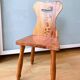 Chaise pour enfant style brutaliste