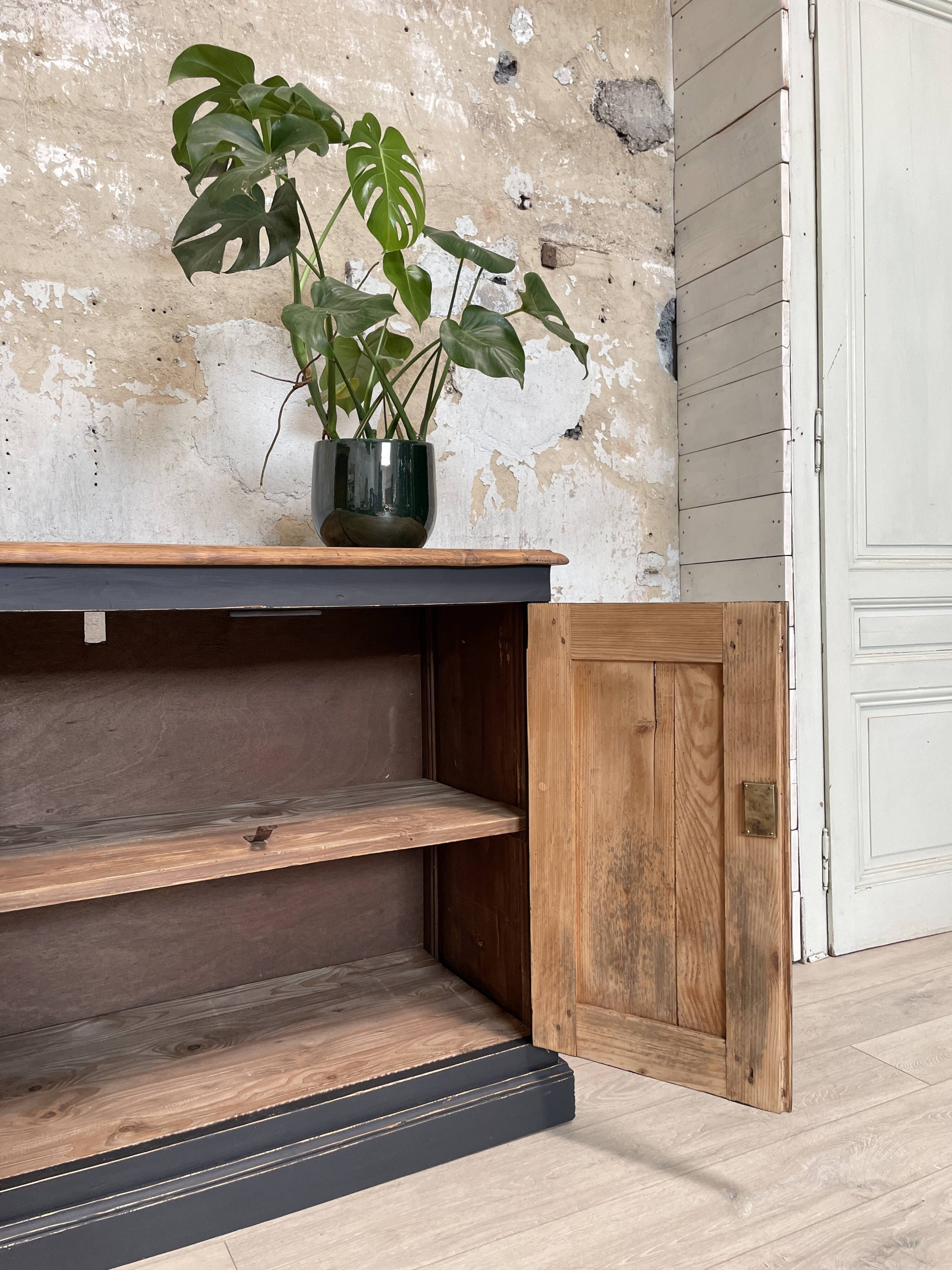 Craft furniture in patinated fir, circa 1950.