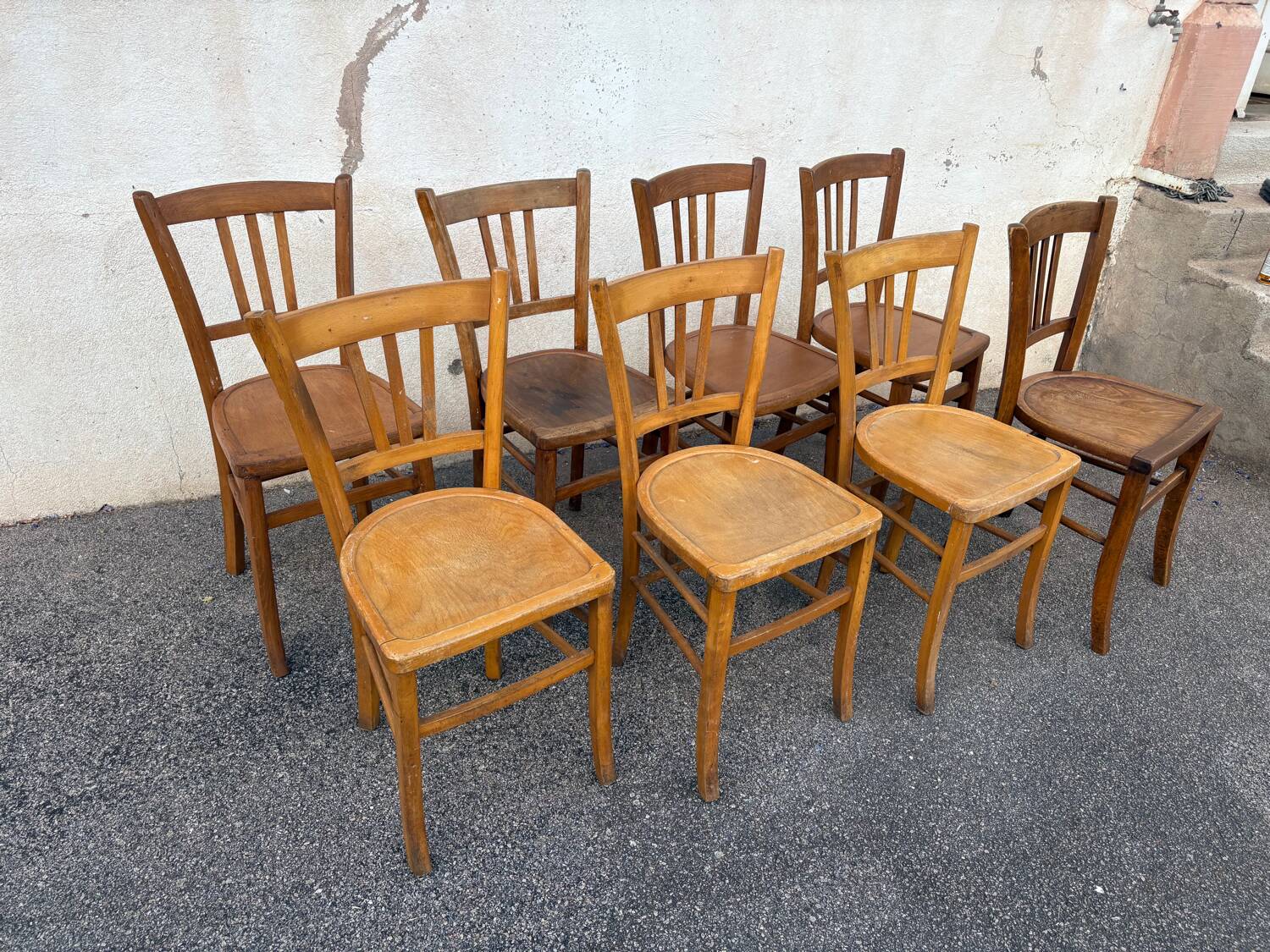 Set de 8 chaises bistrot
