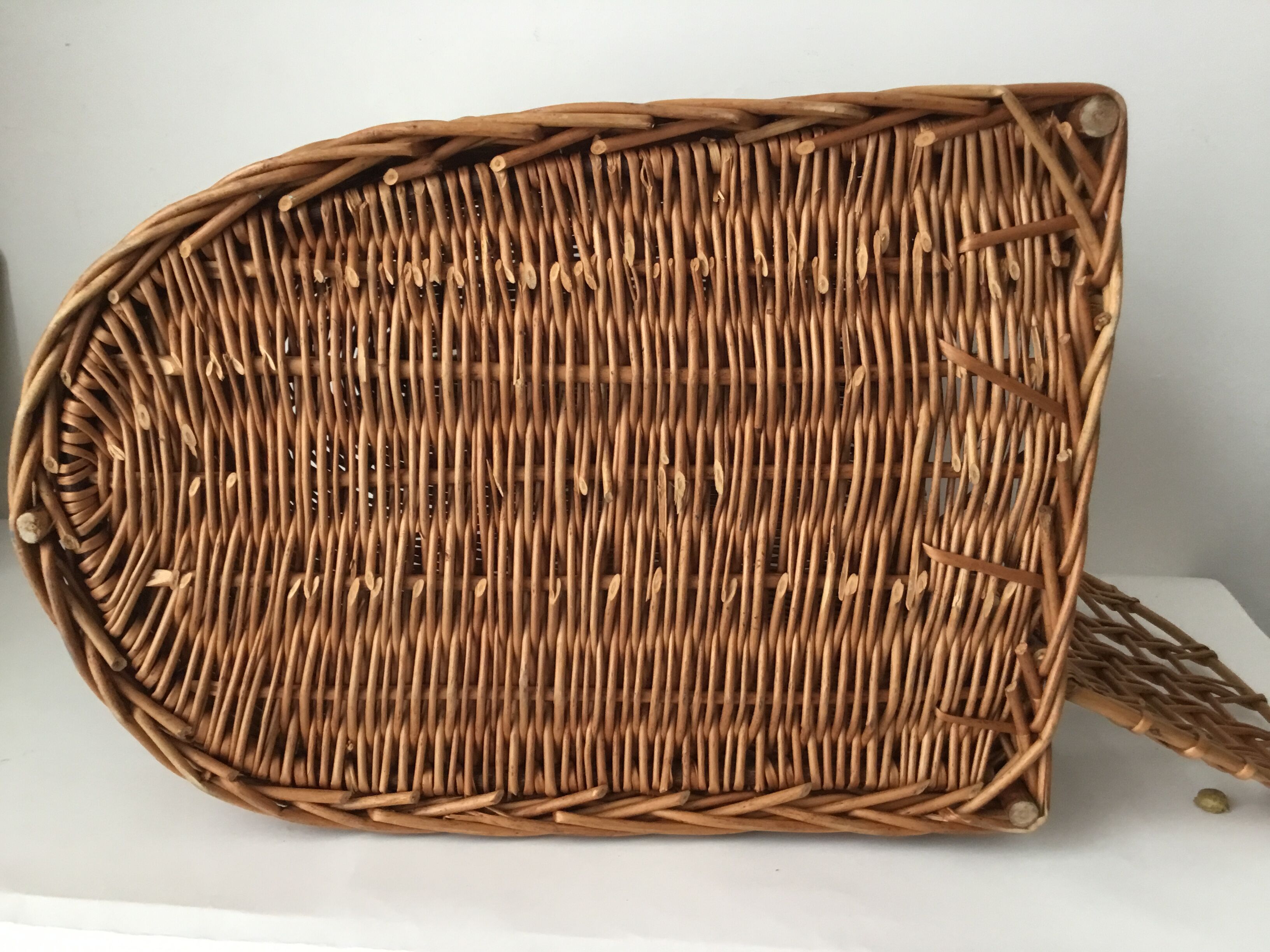 Cage de transport pour chat en rotin