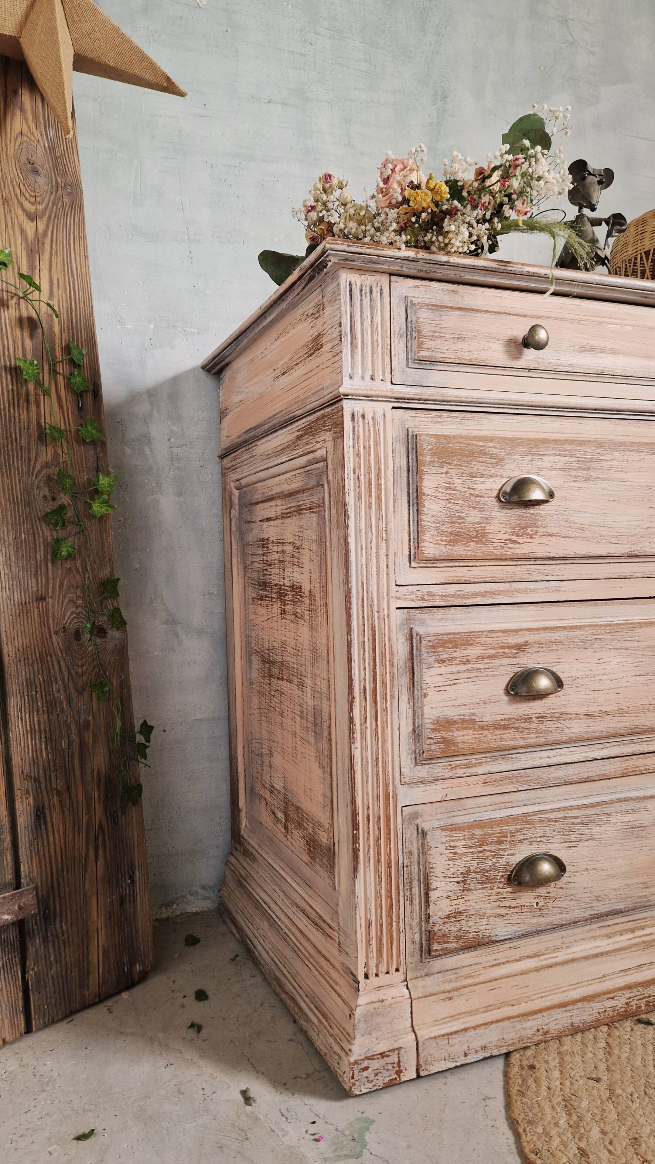 Jolie commode ancienne