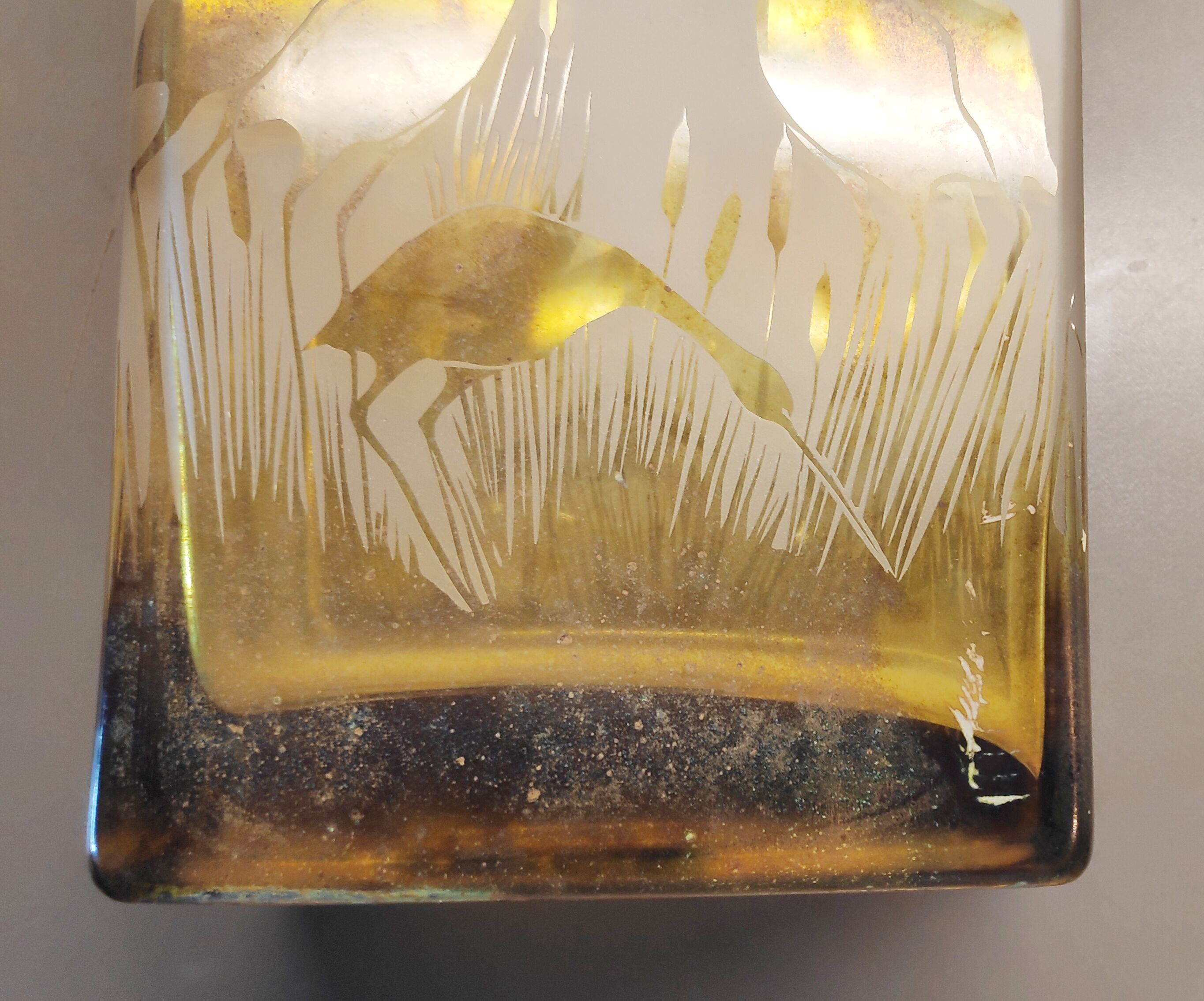 Vase signé Horna