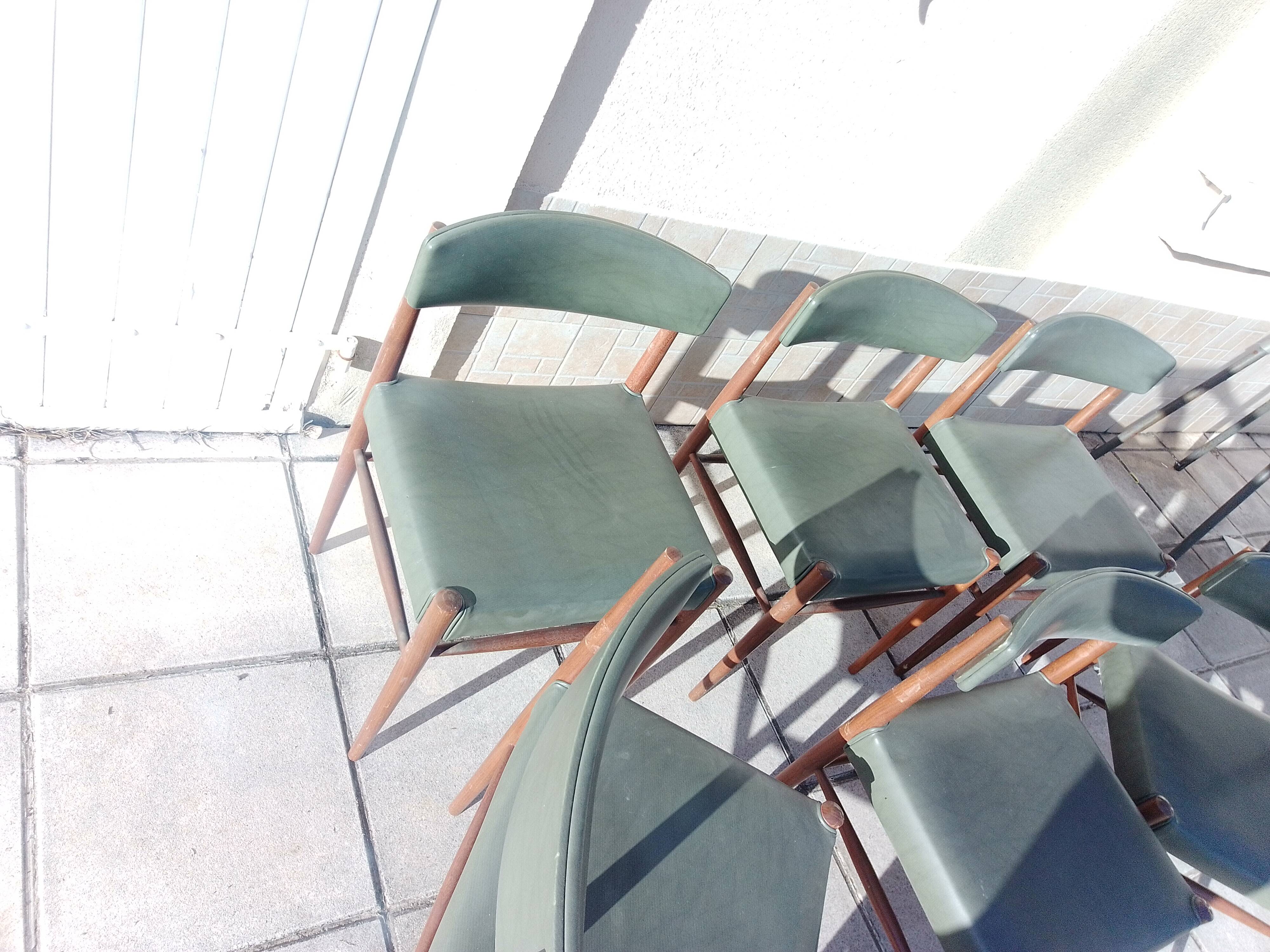 Set 6 chaises scandinave teck simili cuir vert olive