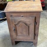 One-door writing desk