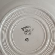 Lot de 5 assiettes terre de fer dépareillées