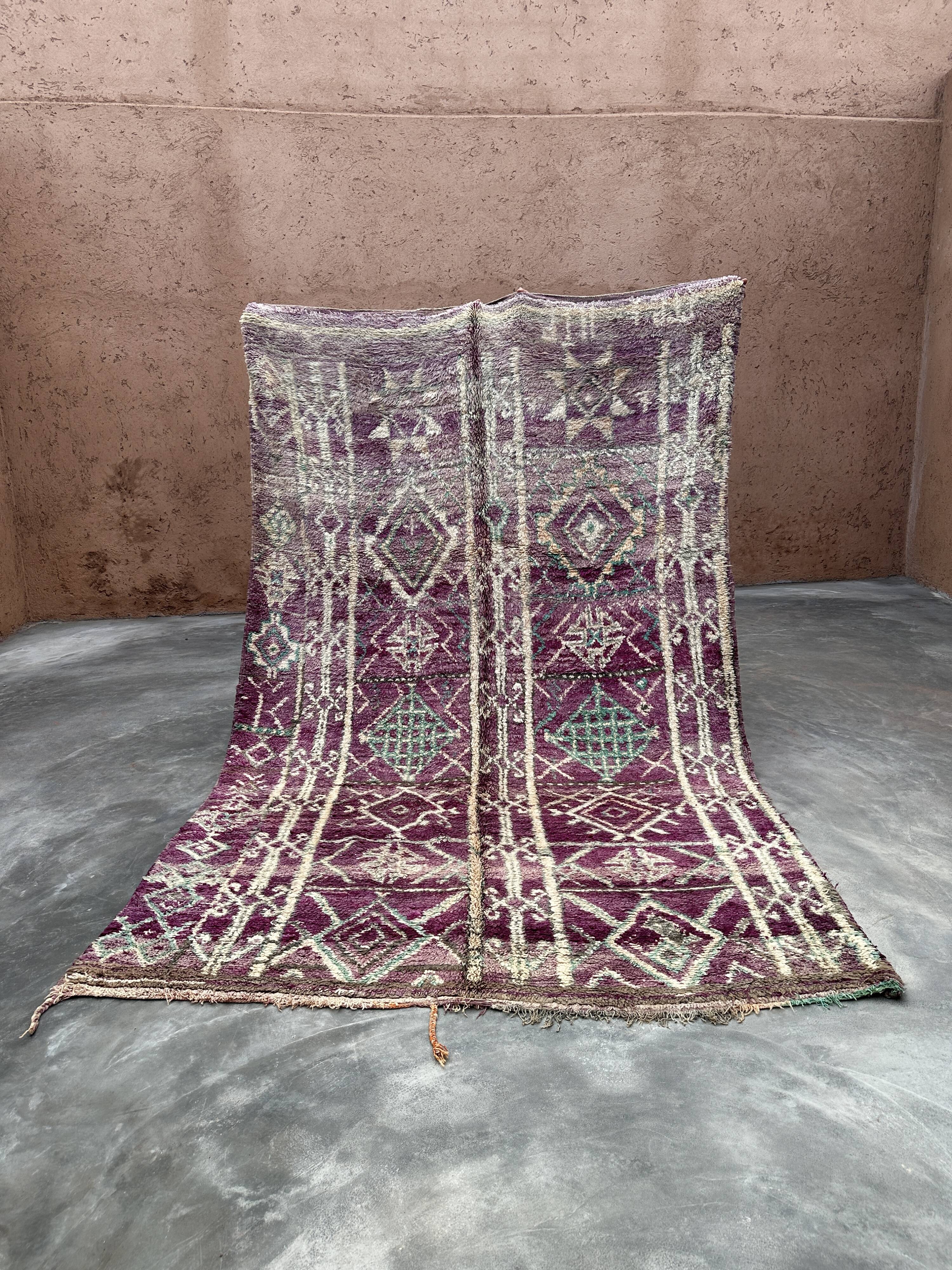 Moroccan carpet boujad purple - 214 x 350 cm
