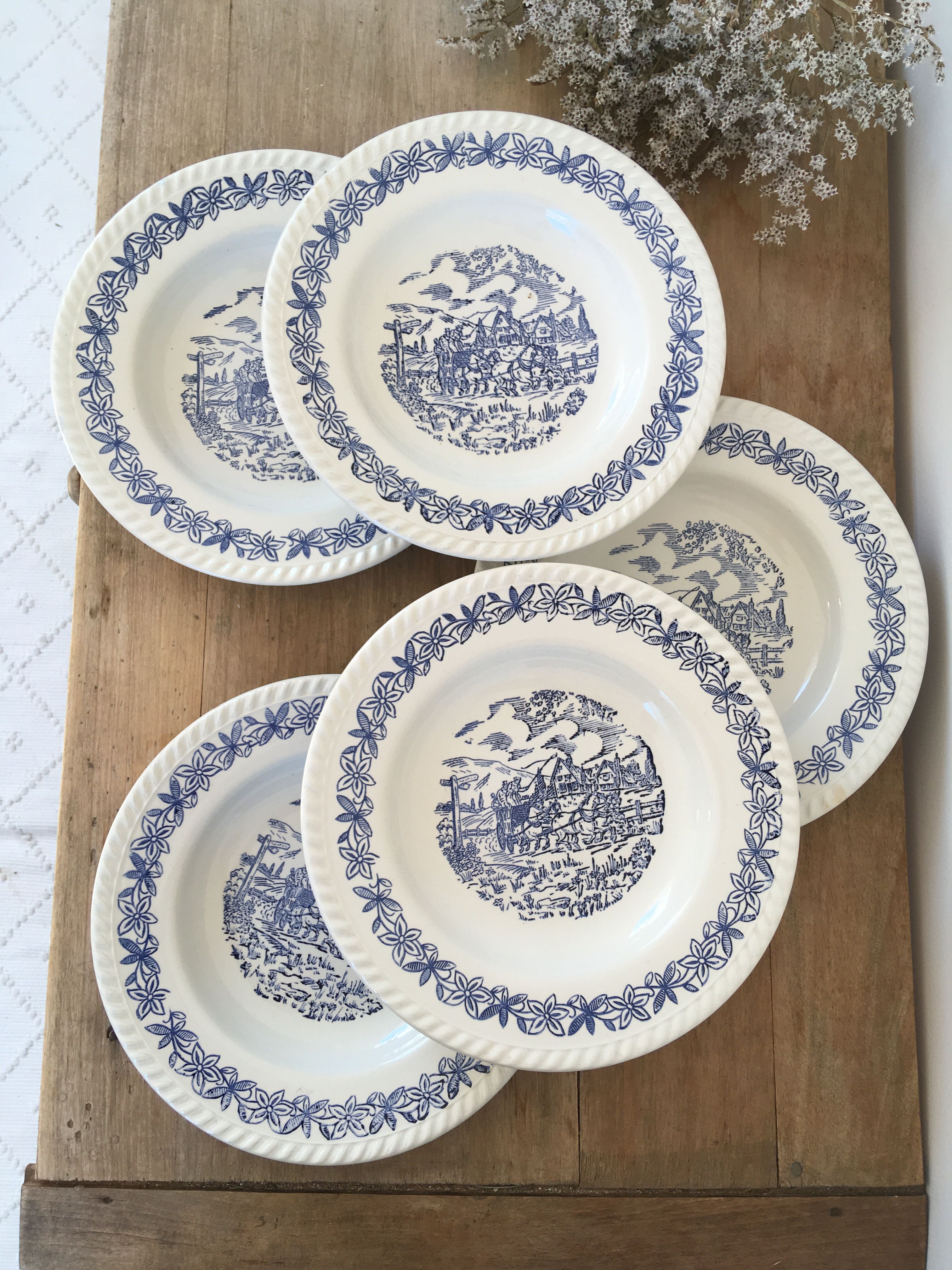 Vintage hollow plates "horses"