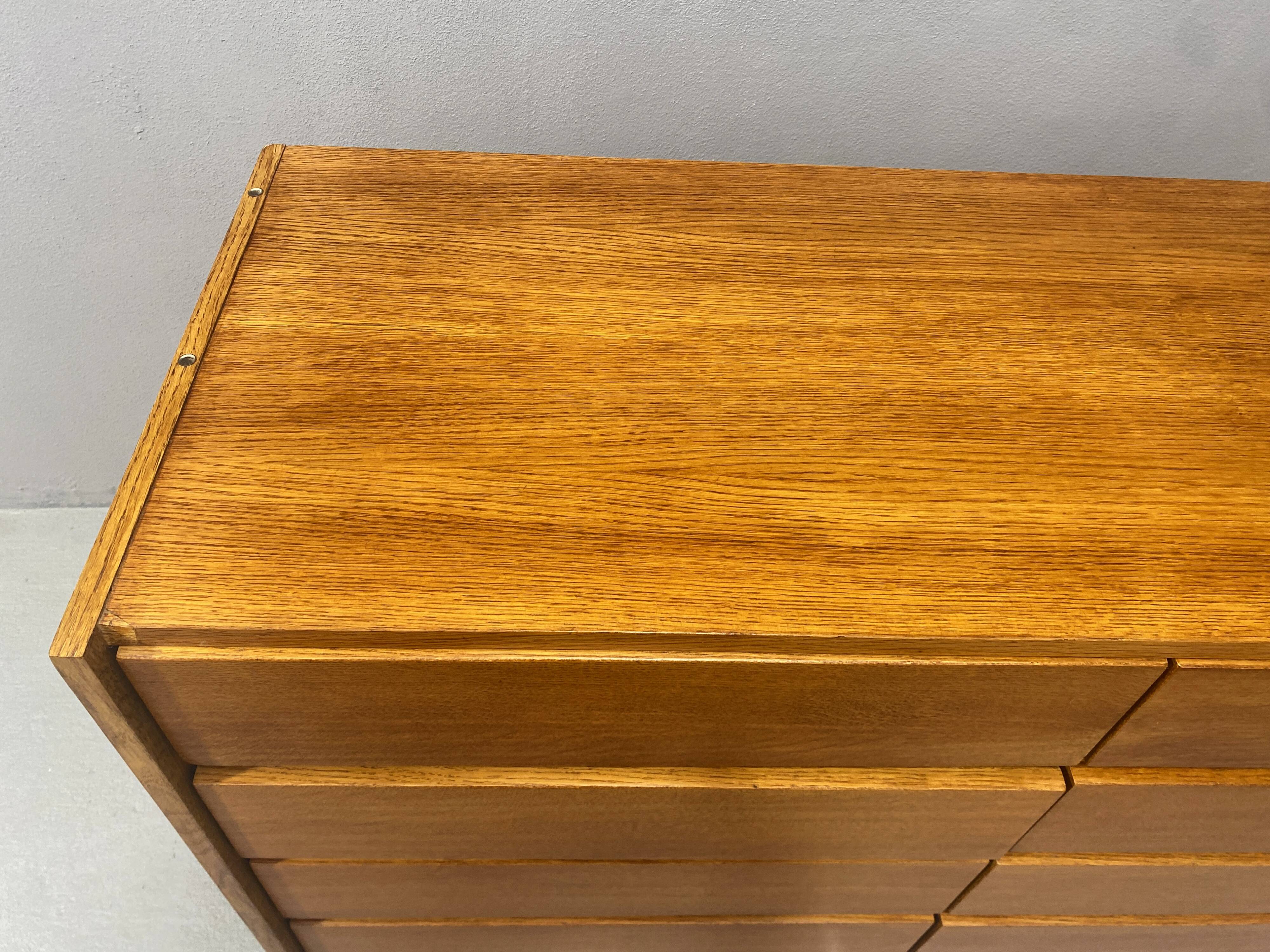 Commode du milieu du siècle n° U-453 de Jiri Jiroutek, Tchécoslovaquie, années 1960