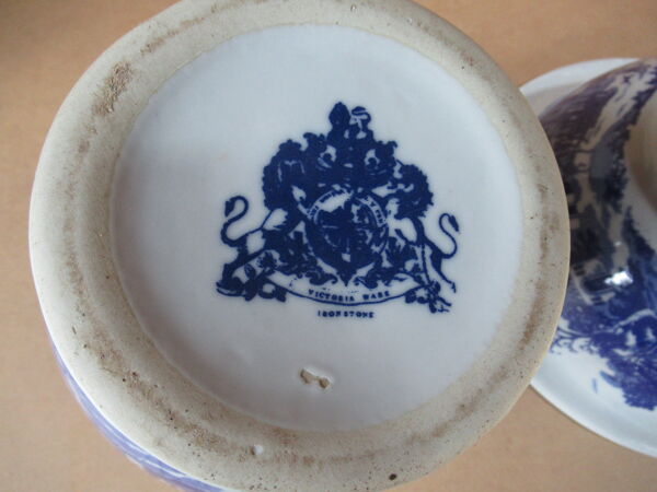 Vasque & broc faïence victoria ware ironstone début xxème