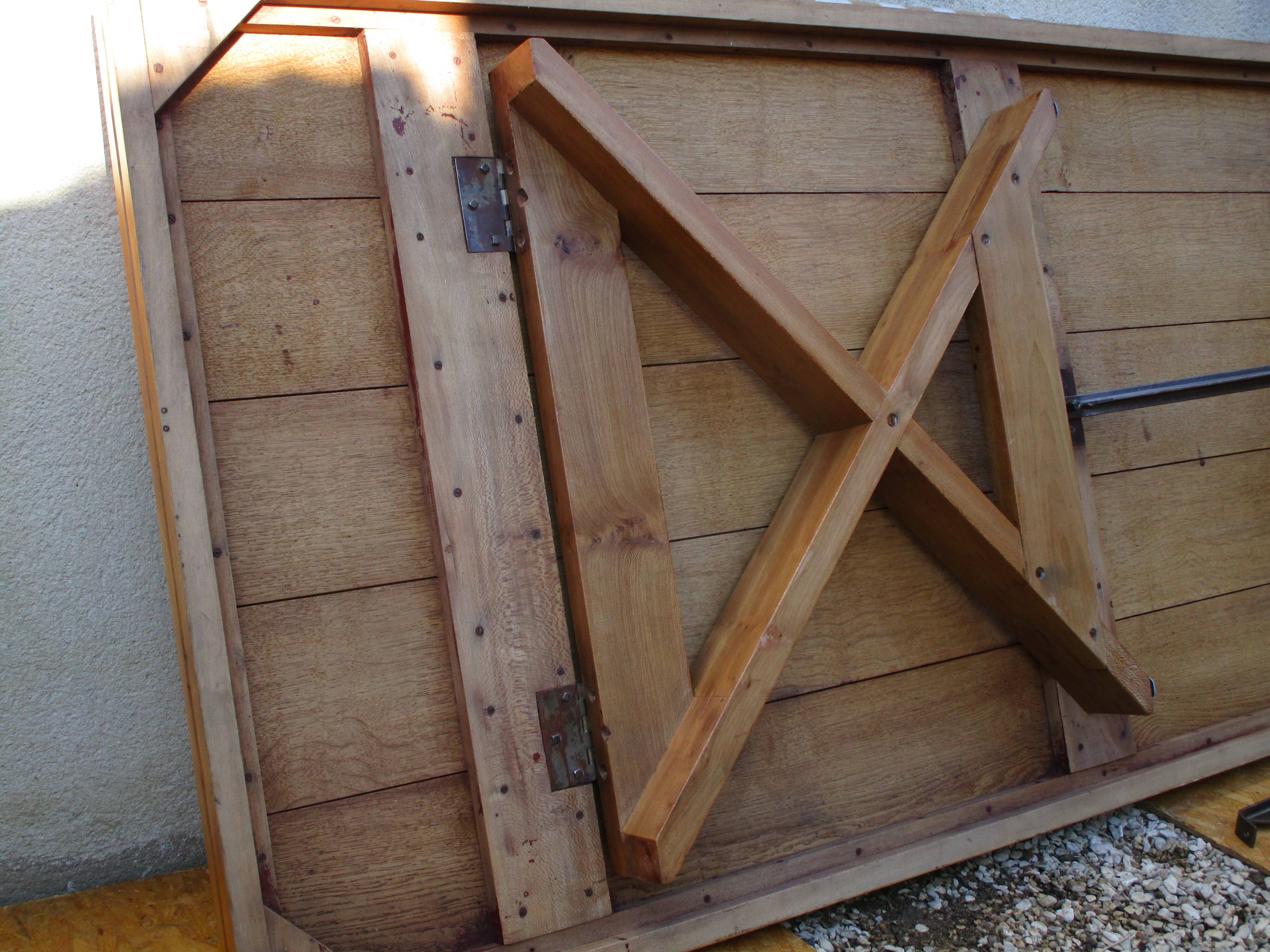 Table two folding legs