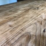 Farm table