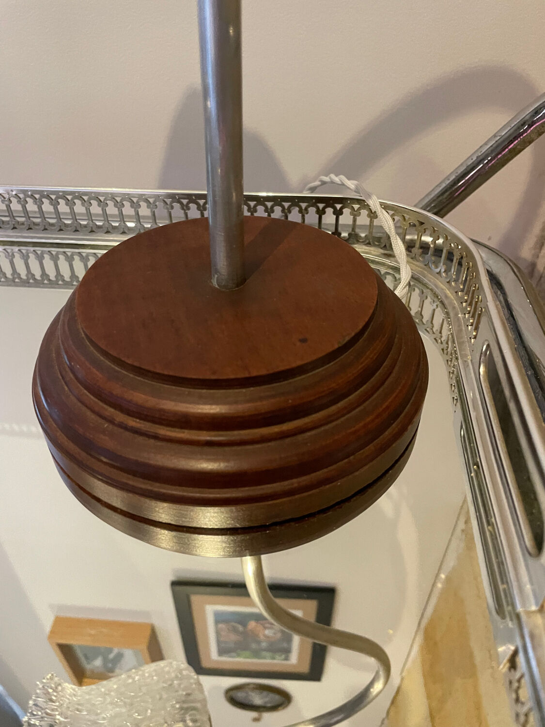 Metal and wood gooseneck table lamp