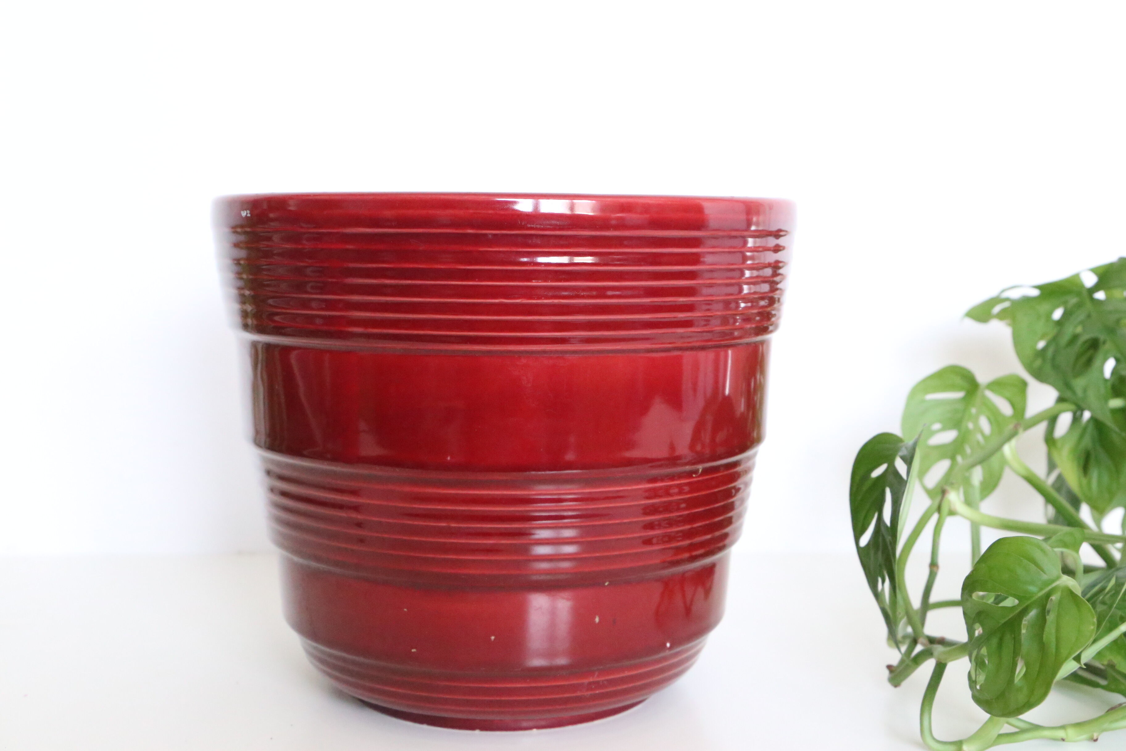 Ceramic pot, vintage