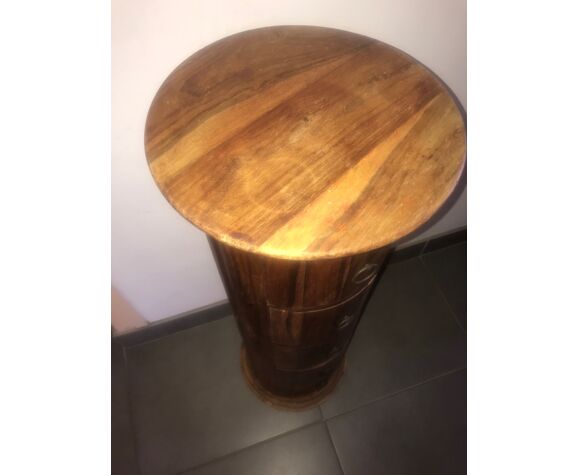 Rustic storage column