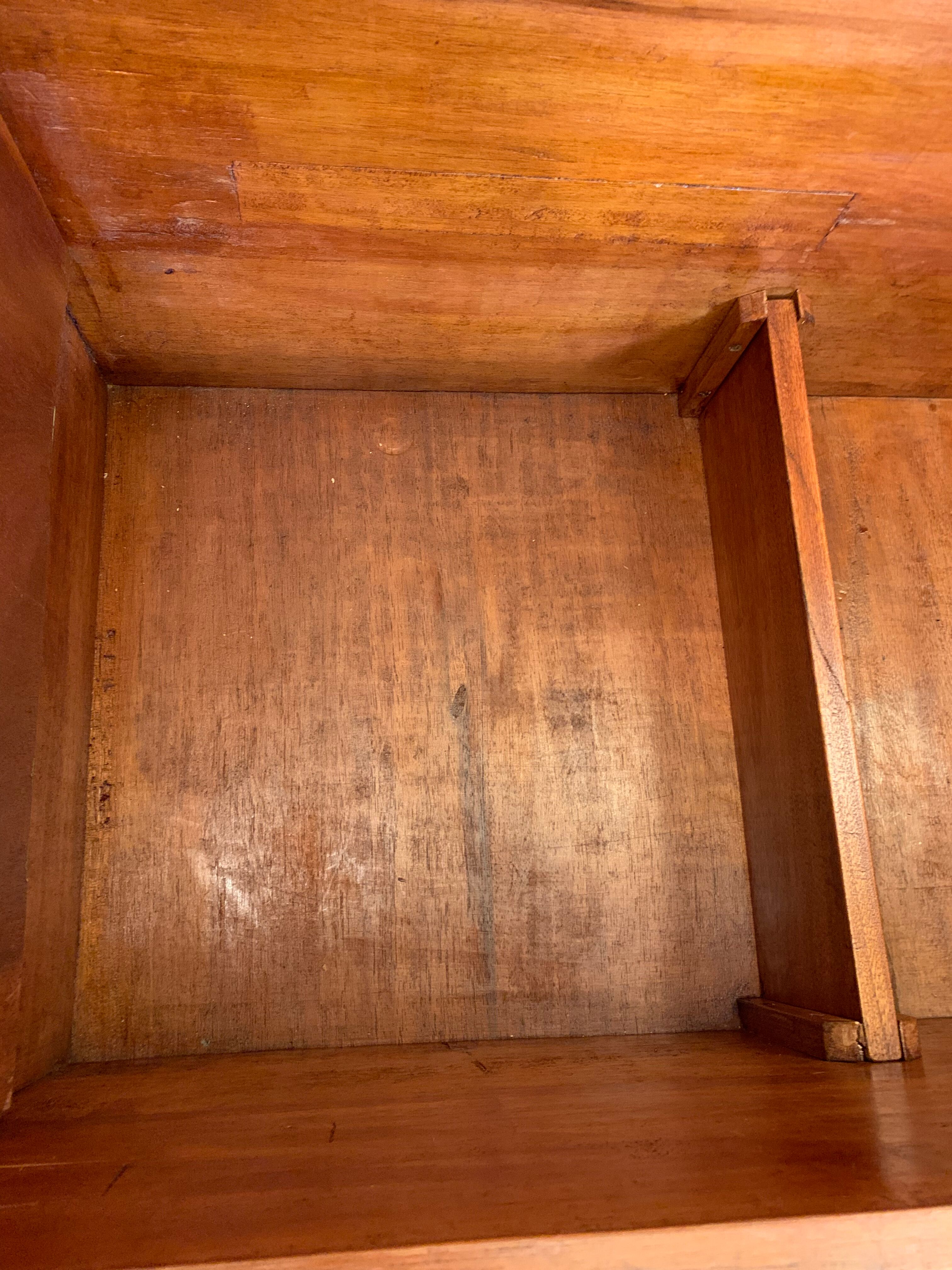 Boat trunk furniture on feet