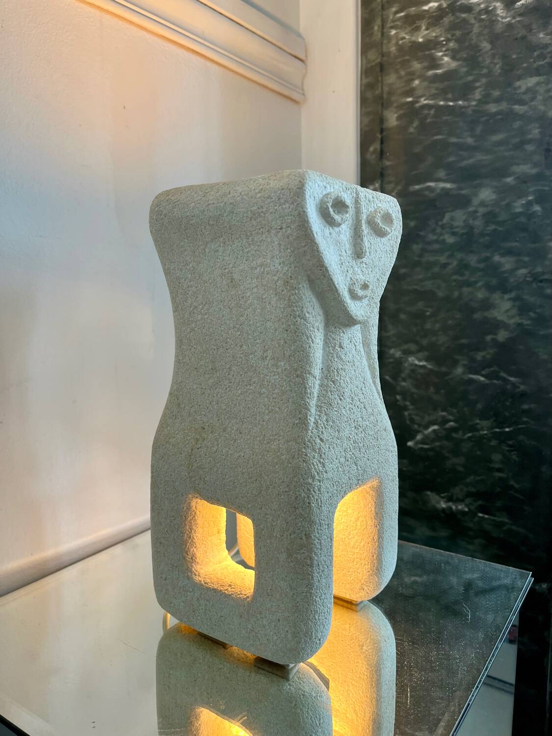 Stone lamp by sculptor Albert Tormos