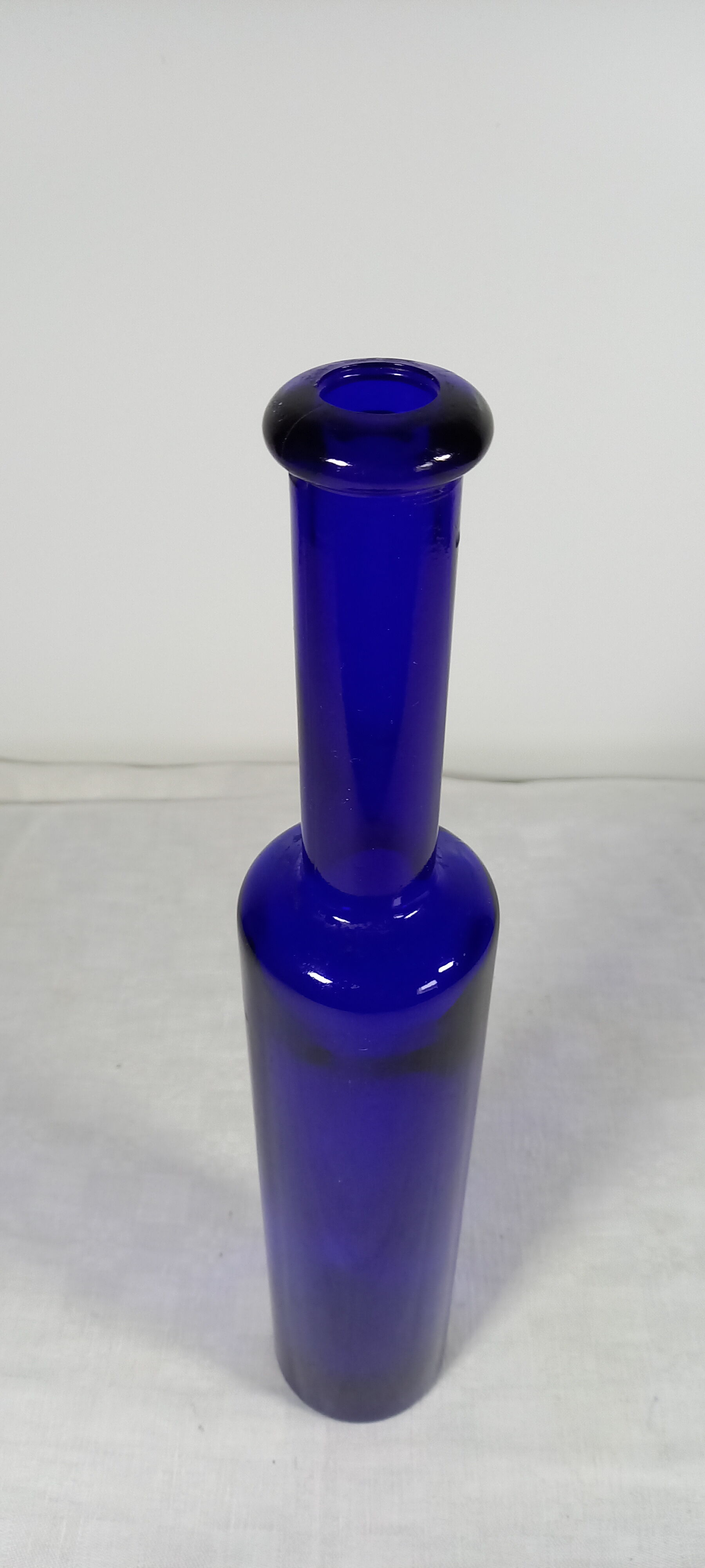 Intense blue soliflore