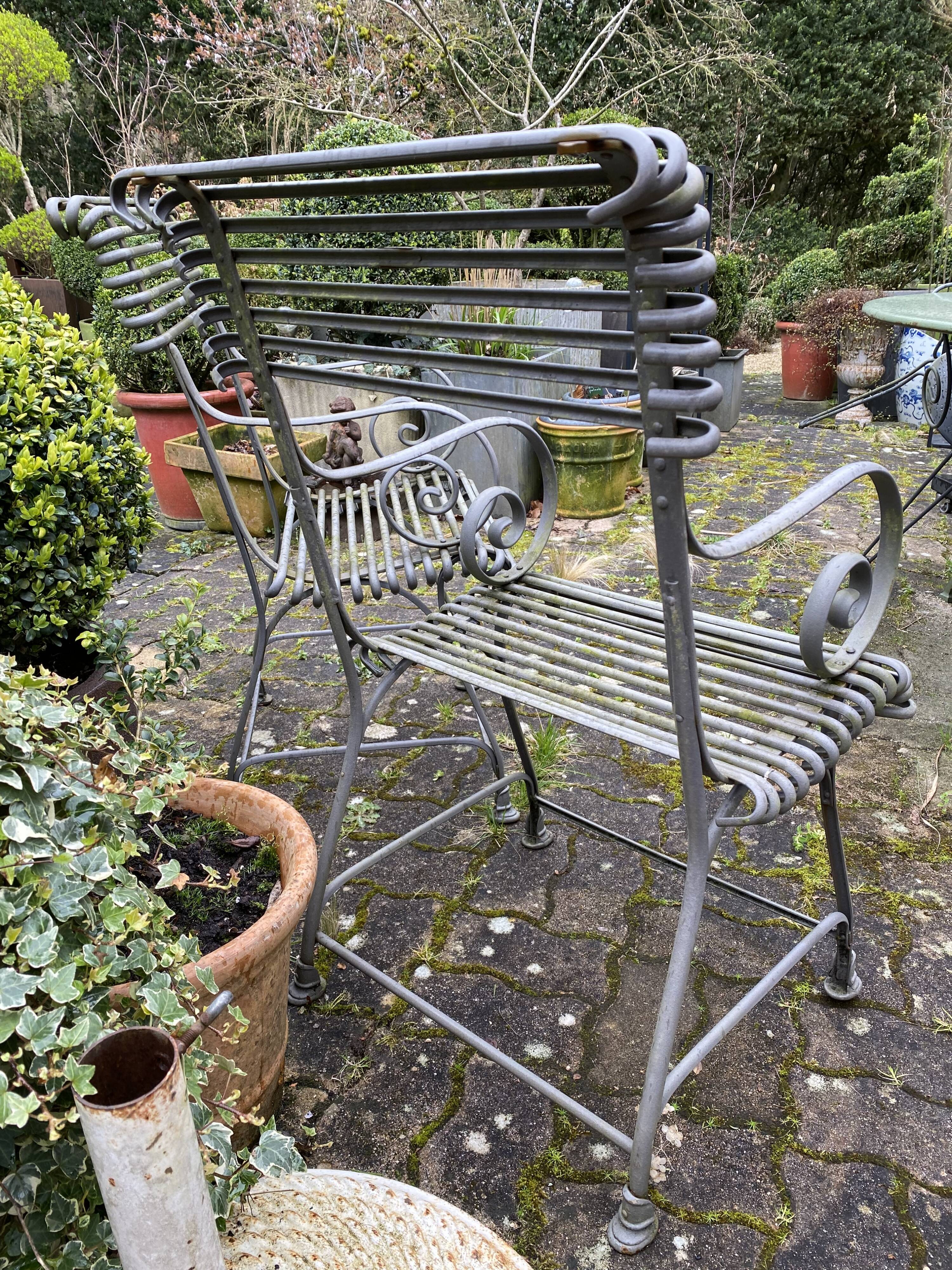 Lot de 2 fauteuils en fer forgé Saint Sauveur Arras