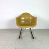Rocking-chair RAR de Charles & Ray Eames édition Herman Miller