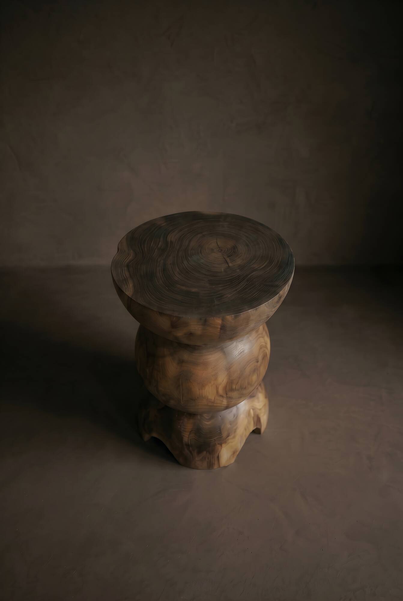 OPAL stool in hand-carved solid recycled teak