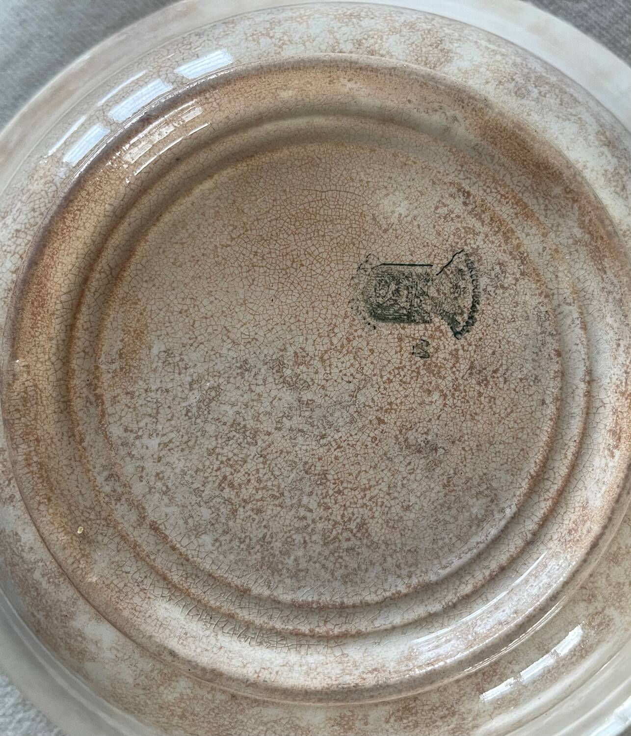 Old iron earth salad bowl