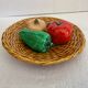 Assiette trompe l'oeil légumes en barbotine Vallauris Lamarche
