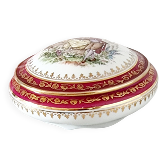 Limoges porcelain jewelry box with gilded reliefs and Fragonard stage