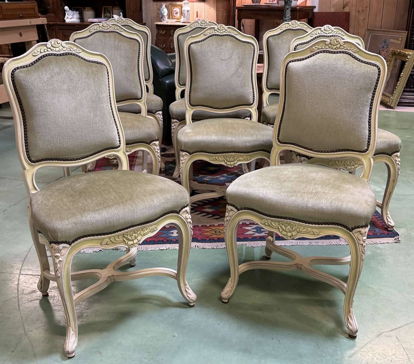 Set of 8 Louis XV style beech chairs from the 1970s.