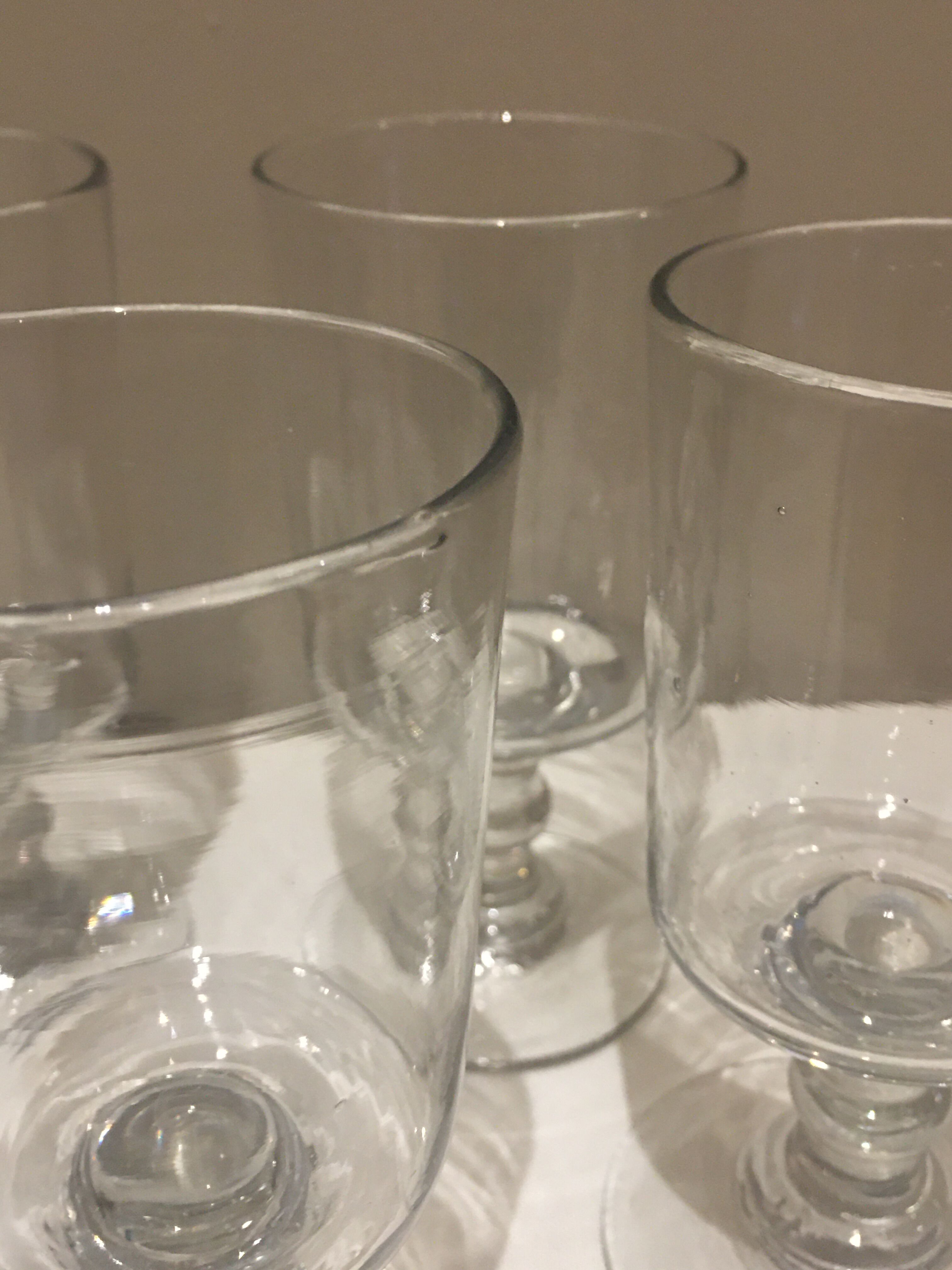 Lot de verres en verre soufflé