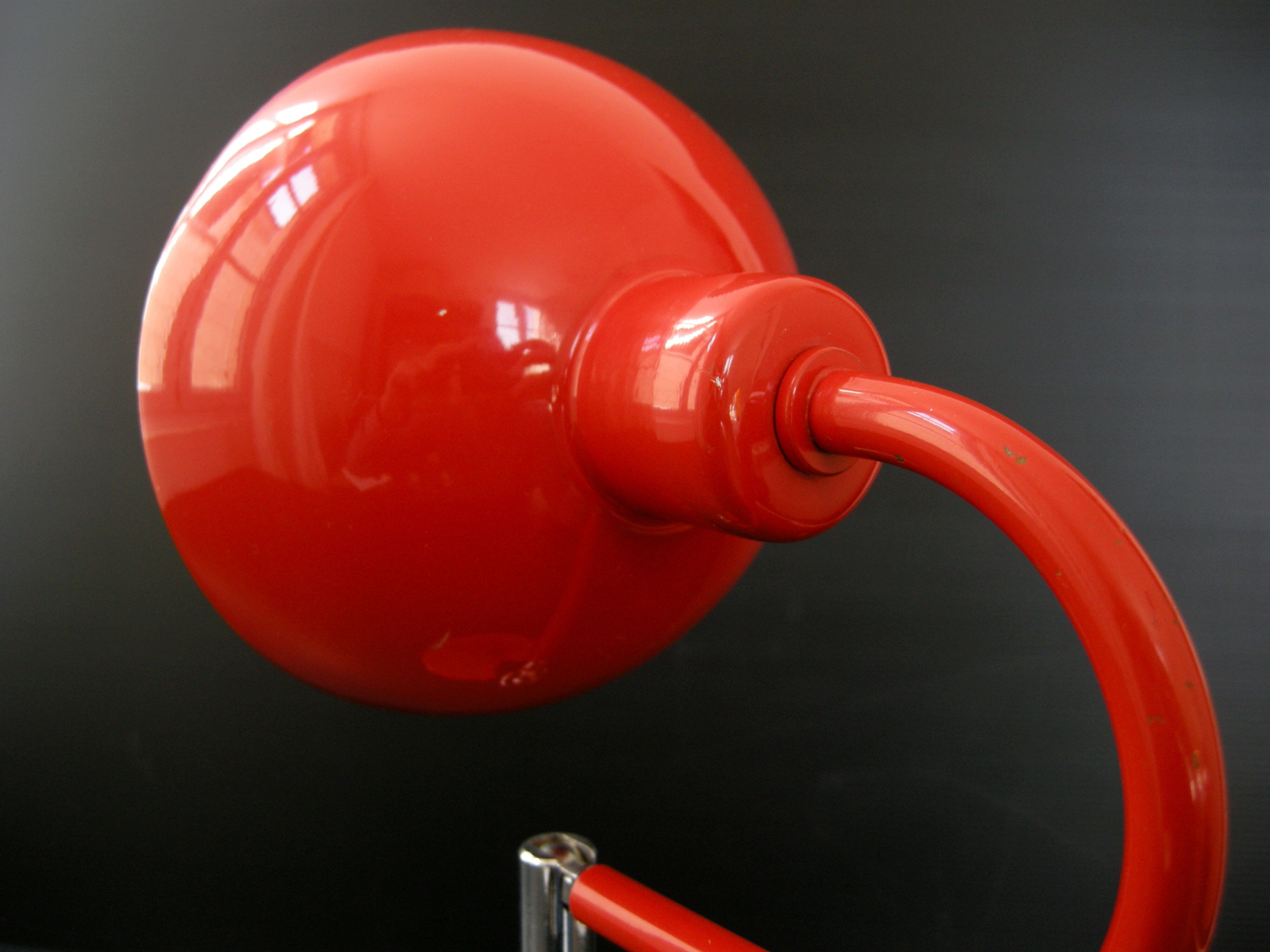 Lampe vintage 1970 métal laqué