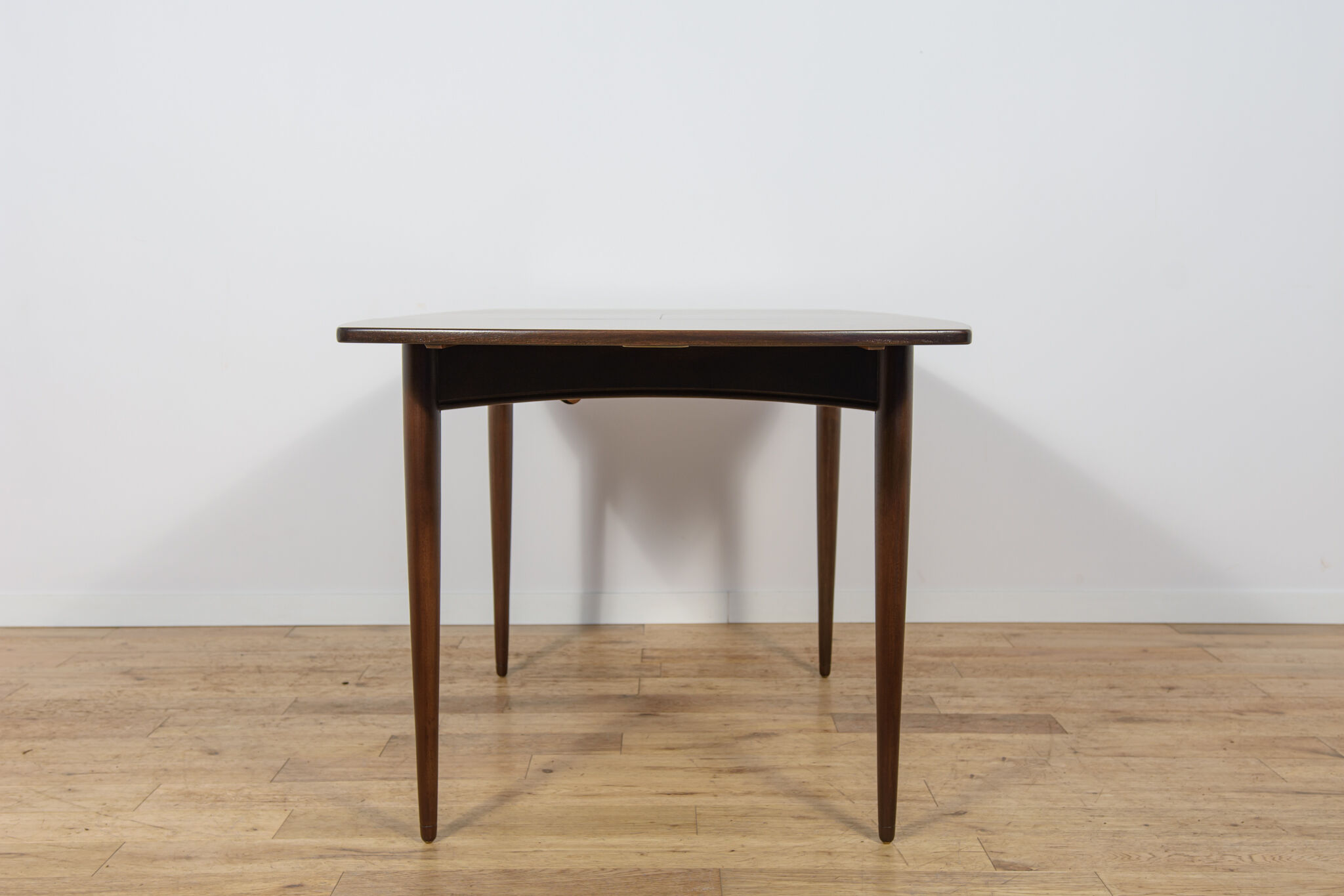 Mid-Century Mahogany Extending Dining Table by White & Newton, United Kingdom, 1960s