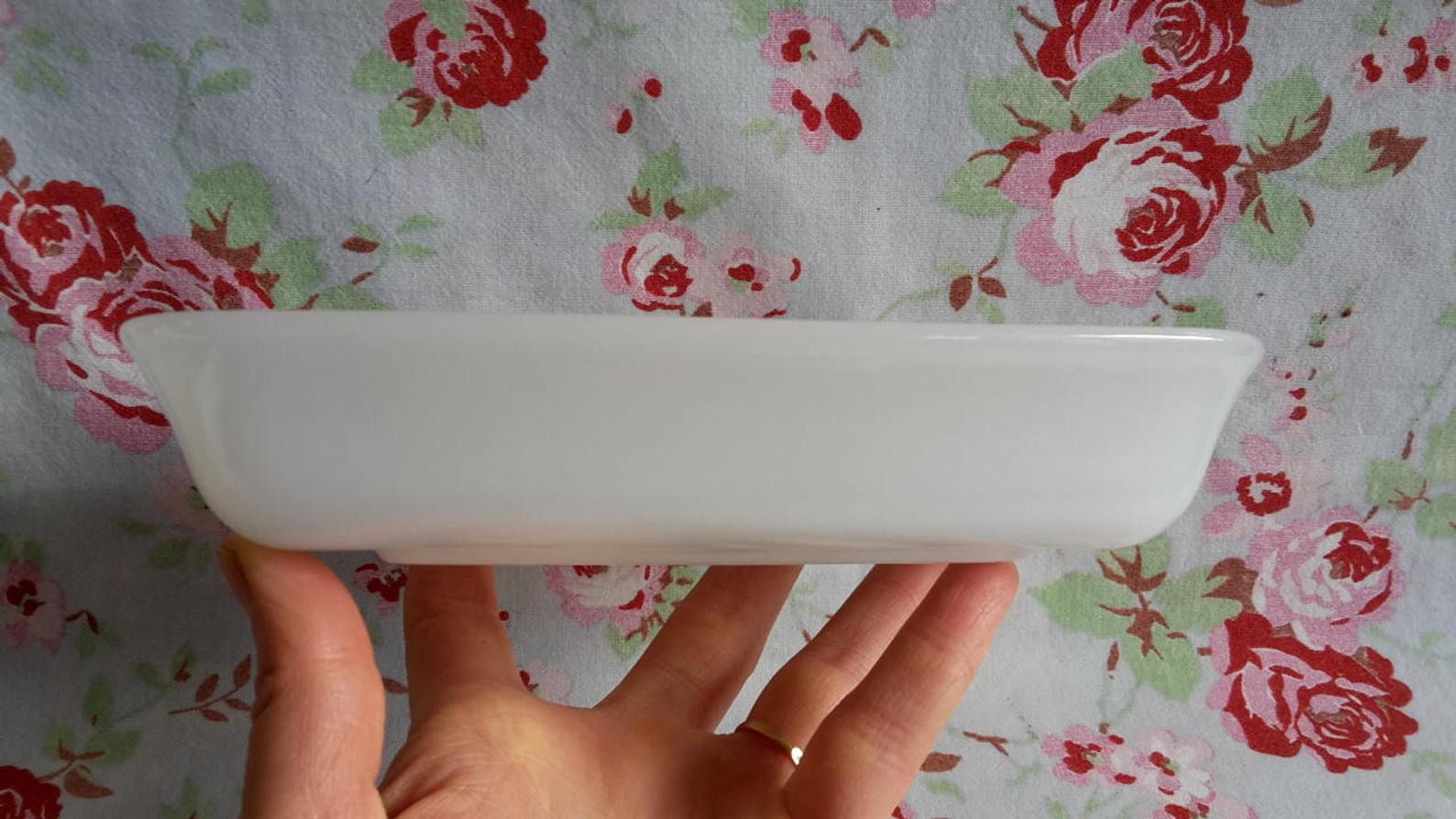 Arcopal antique pickle dish with pink motif in white glass