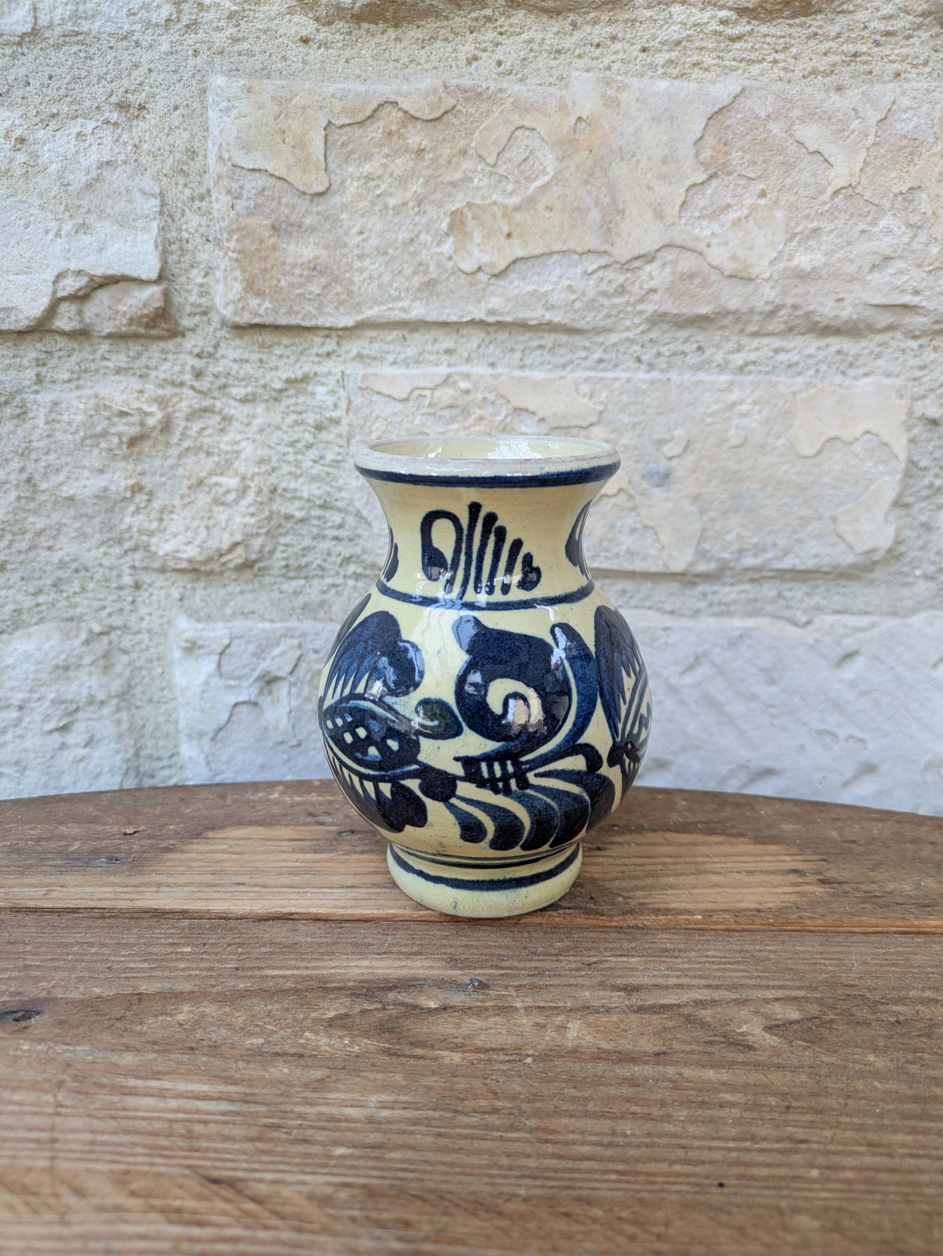 Vase en terre cuite vernissée motif bleu Korond Transylvanie H11cm