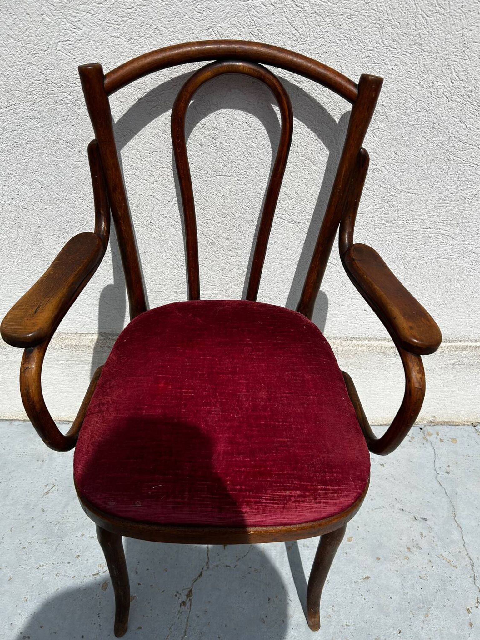 Thonet Vienna bistro chair in bent wood, velvet seat – circa 19