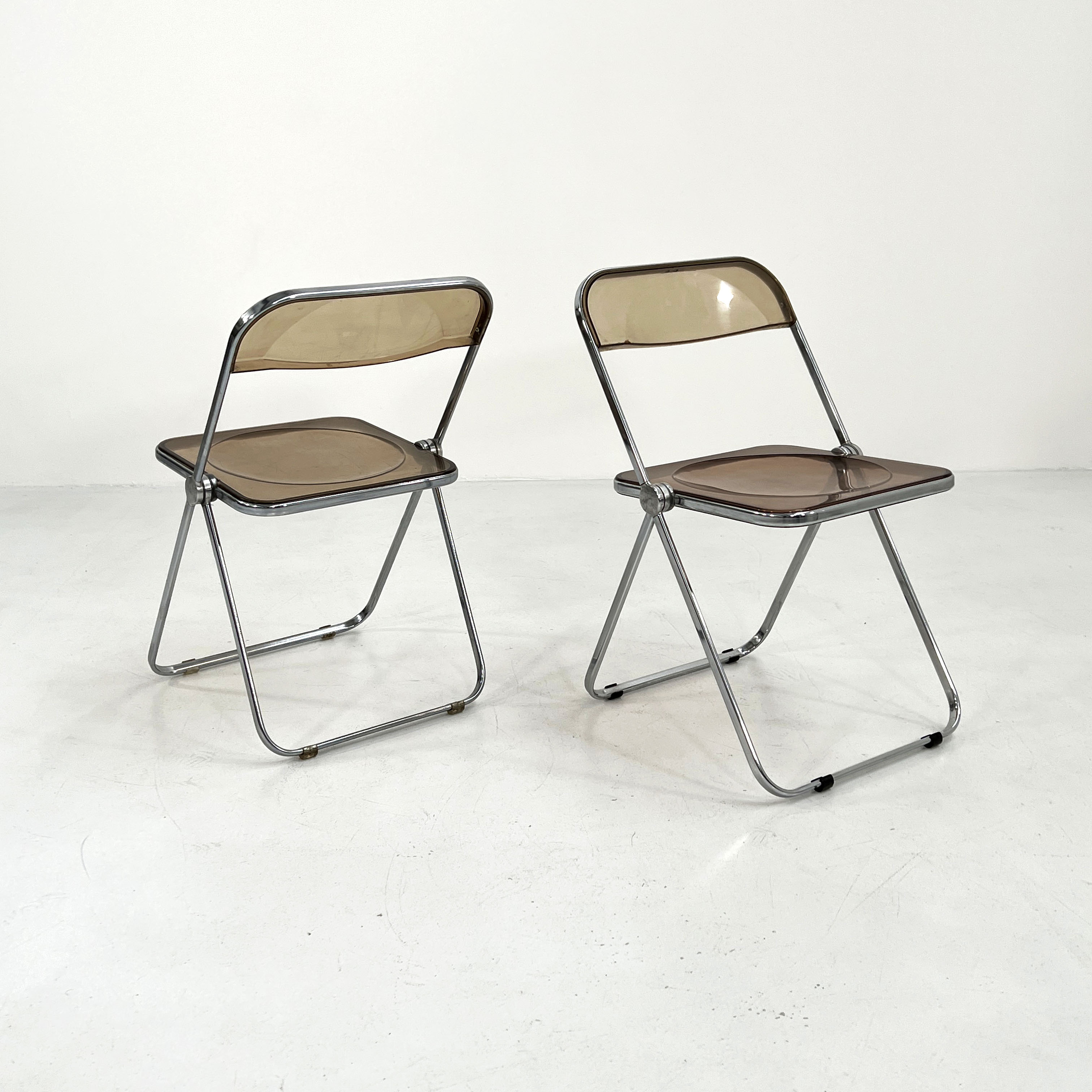 Chaise Plia fumée par Giancarlo Piretti pour Castelli, 1960