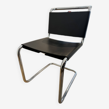 Chaise B33 de Marcel Breuer