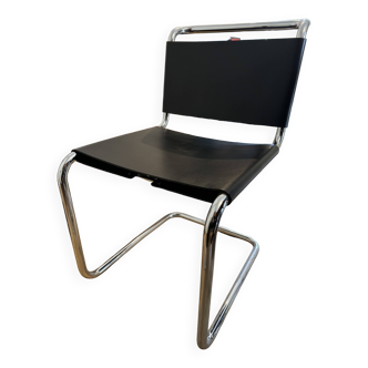 Chaise B33 de Marcel Breuer