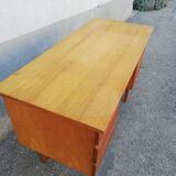 Vintage desk 4 drawers 1 door